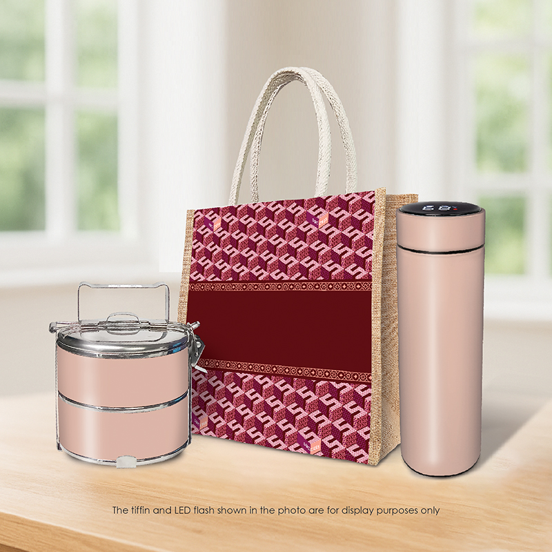 25044_3D Success_Jute Bag_H22cm x L20.5cm x D10.5cm_Items Display1