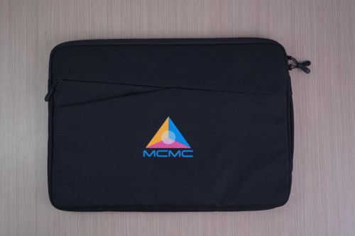 597-04139-14-Polyester-Water-Repellent-Laptop-Pouch